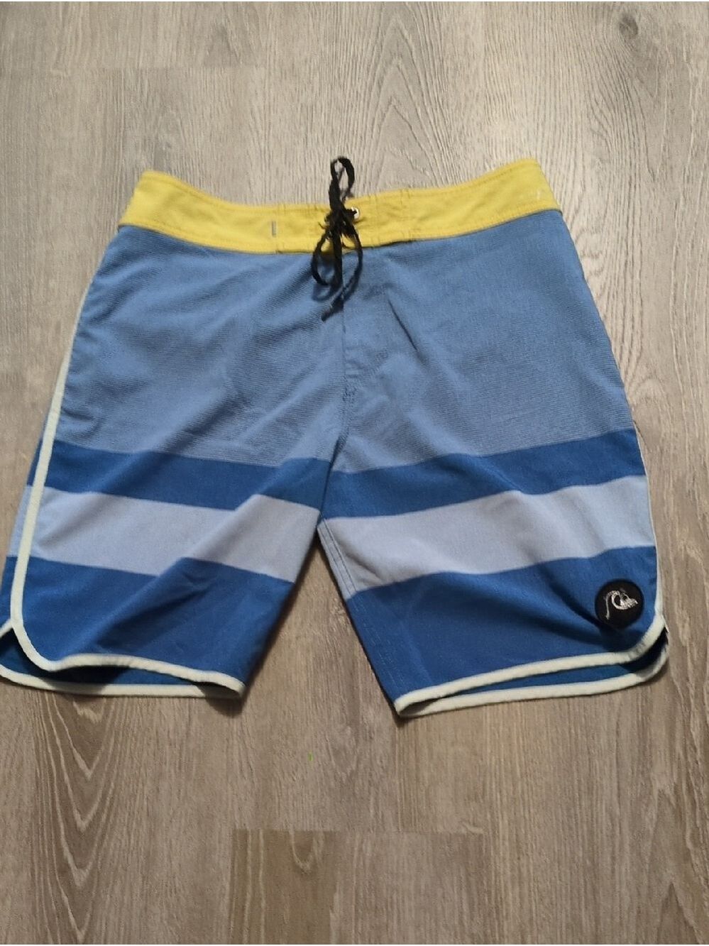 Quicksilver Board Shorts Size 32